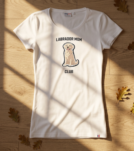 Labrador Mom Club T-shirt