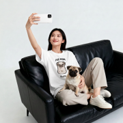 Mops Mom Club T-shirt