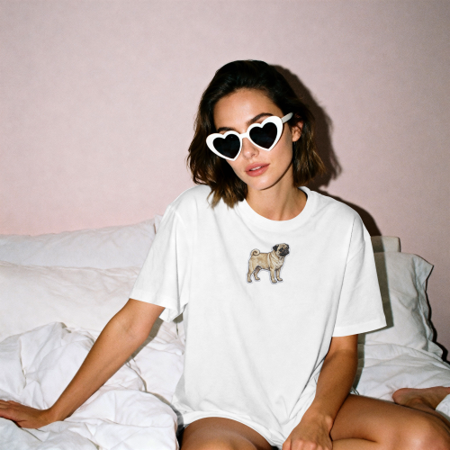 Mops Naszywka T-shirt oversize